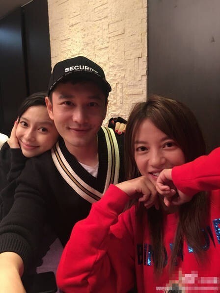 2月28日是大美女baby的生日,好友赵薇送上祝福 2月28日是大美女baby的生日,好友赵薇送上祝福