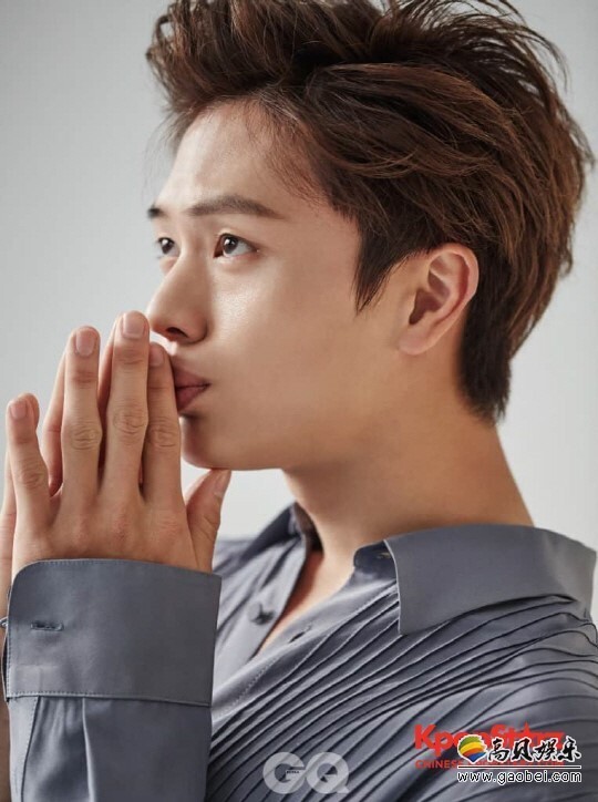 BTOB成员陆星材为韩国某时尚杂志拍摄了画报 BTOB成员陆星材为韩国某时尚杂志拍摄了画报