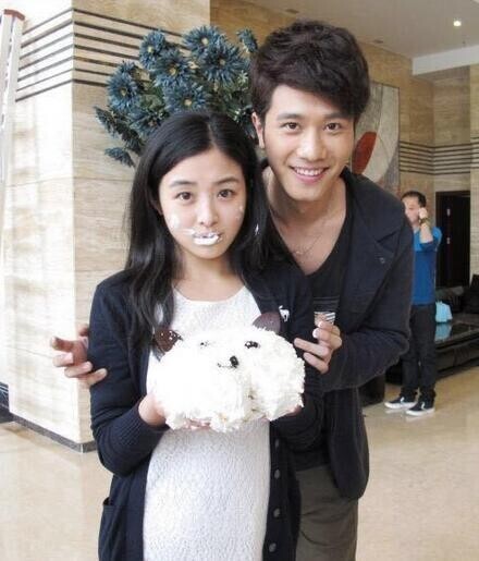 张含韵彭冠英热恋了，真的吗？