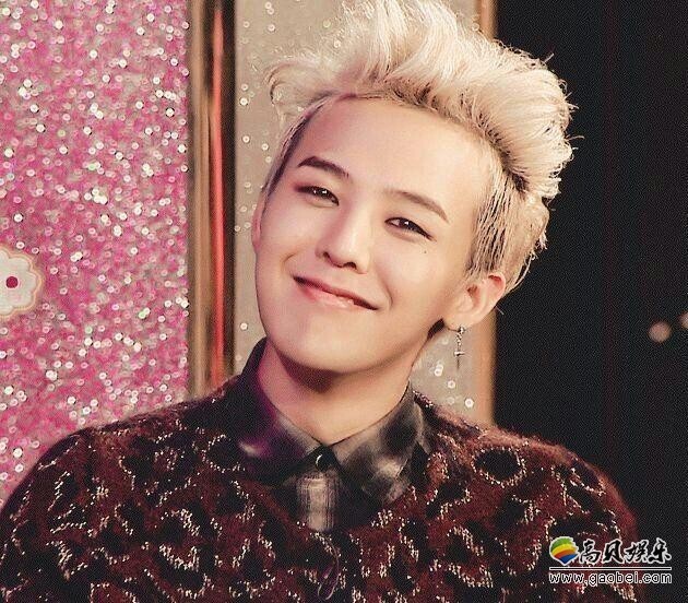 Bigbang在今年的《福布斯》百大名人榜中以多少的收入作为韩国歌手首次入榜? Bigbang在今年的《福布斯》百大名人榜中以多少的收入作为韩国歌手首次入榜?