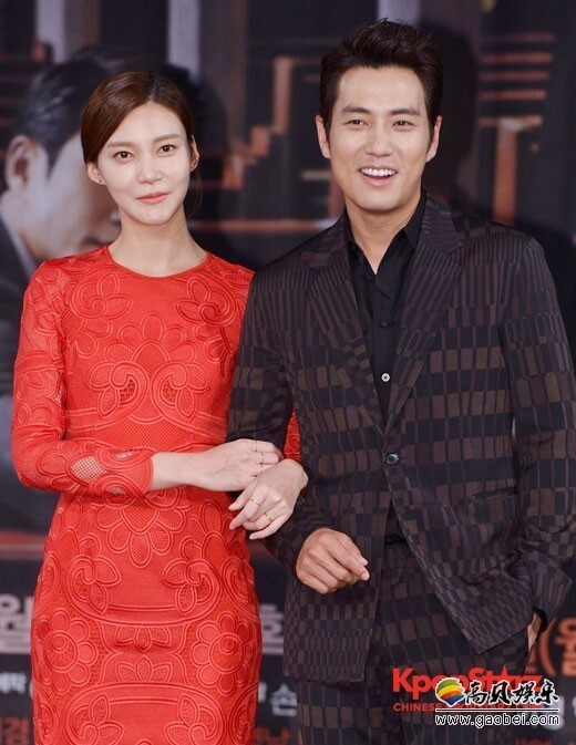 演员车艺莲与朱相昱将于今年3月结婚 演员车艺莲与朱相昱将于今年3月结婚