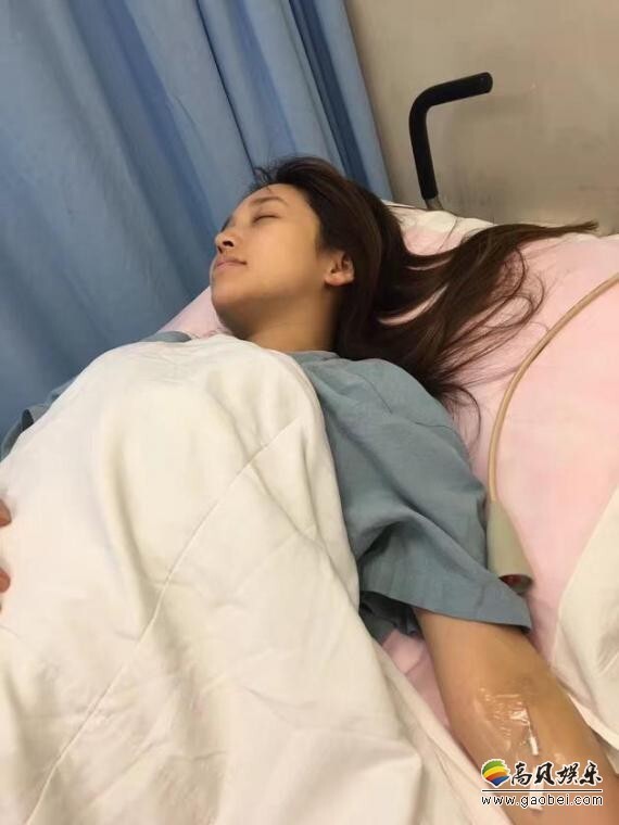 女星金莎突发急性胃痉挛,在上海家中疼痛昏迷 女星金莎突发急性胃痉挛,在上海家中疼痛昏迷
