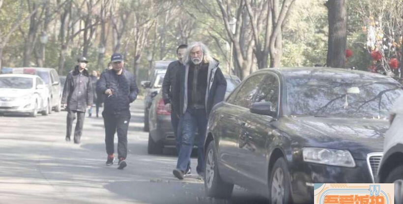 张纪中为什么怒砸前妻家？