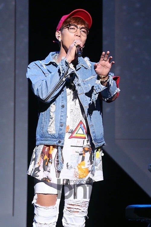 演唱会中受伤的韩国男团2PM成员JUN. K已经入院5天