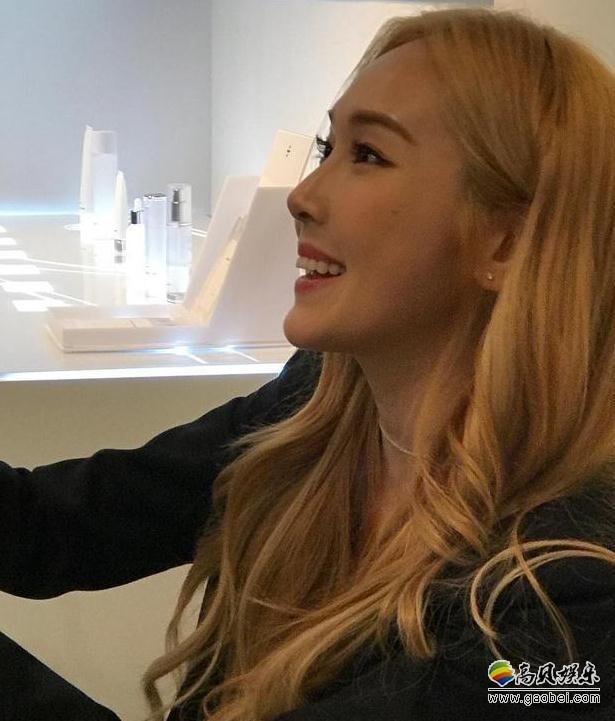 Jessica郑秀妍自创品牌叫什么？