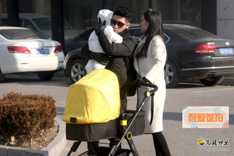 歌手王绎龙日前被爆出已婚了? 歌手王绎龙日前被爆出已婚了?