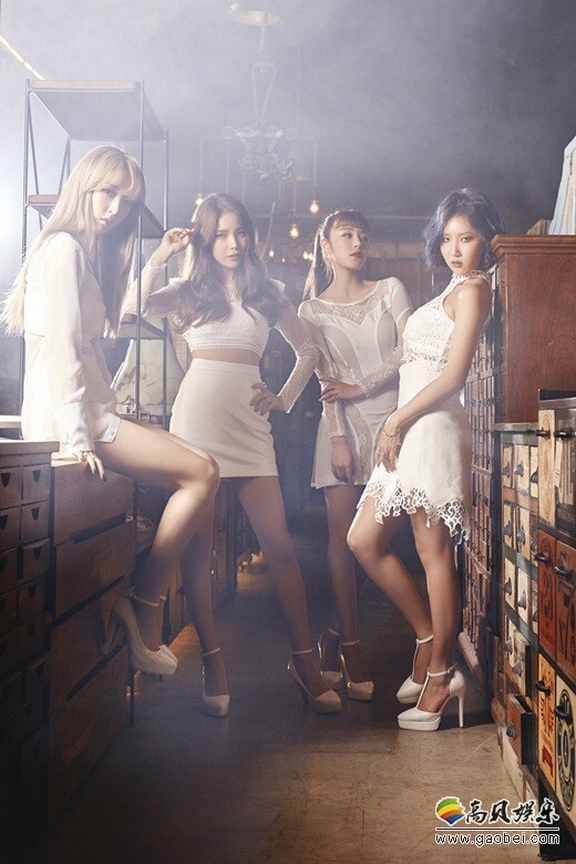 韩国女子组合MAMAMOO公开迷你四辑《MEMORY》的白色版预告照 韩国女子组合MAMAMOO公开迷你四辑《MEMORY》的白色版预告照