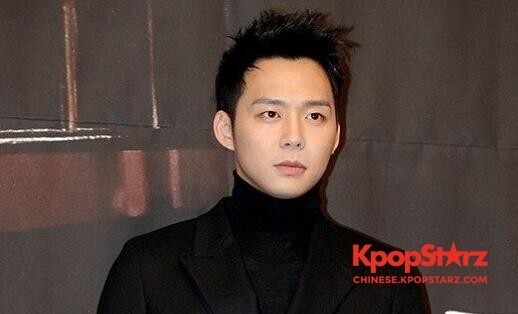 朴有天-黄荷娜紧急更换结婚场地