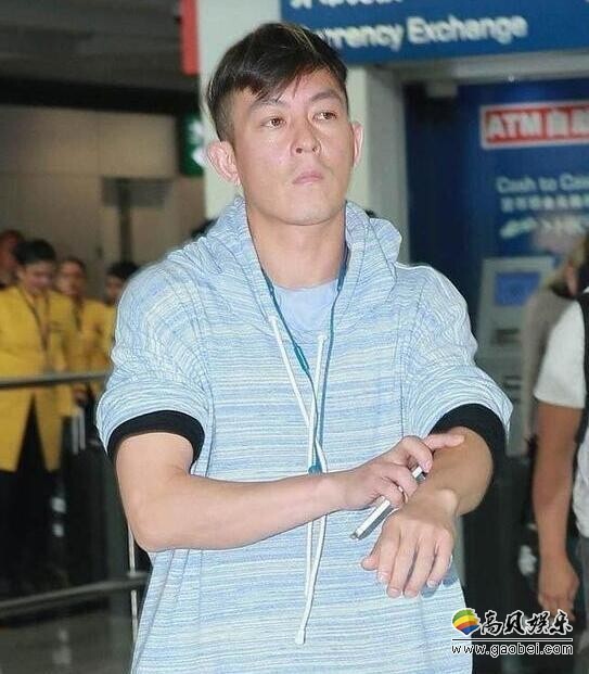 最近被传陈冠希荣升当爸爸 最近被传陈冠希荣升当爸爸