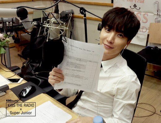 利特结束了最后一次主持《Super Junior的Kiss Radio》的工作 利特结束了最后一次主持《Super Junior的Kiss Radio》的工作