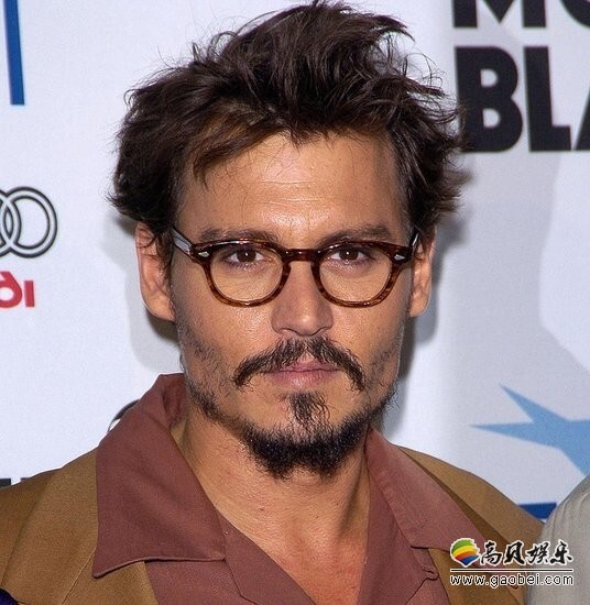 好莱坞男星约翰尼-德普上个月中控告财务管理公司TMG管理不善