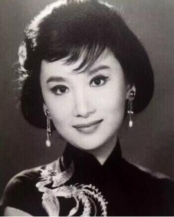 夏梦的个人资料? 夏梦的个人资料?