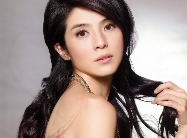 杨采妮结婚三周年了？