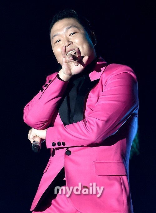 “鸟叔”否认涉朴槿惠事件：不识崔顺实侄女