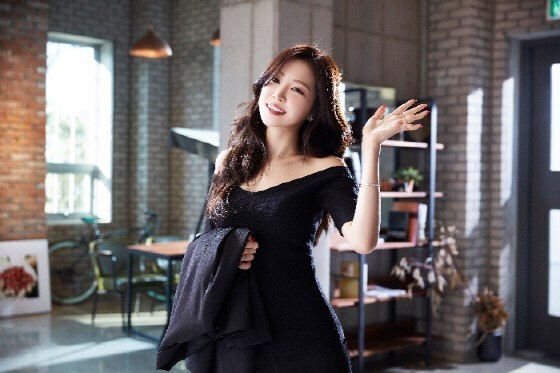 孙娜恩被选为了CALOBYE的全新广告代言人 孙娜恩被选为了CALOBYE的全新广告代言人