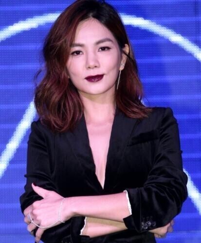 Ella有透露是怎样就怀孕了吗? Ella有透露是怎样就怀孕了吗?