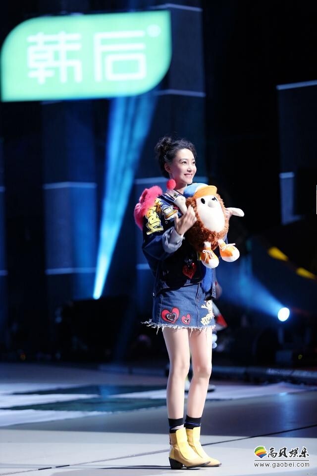 王丽坤“儿子”亮相哪里? 王丽坤“儿子”亮相哪里?