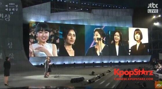 千玗嬉在百想艺术大赏中展机智可爱魅力 千玗嬉在百想艺术大赏中展机智可爱魅力