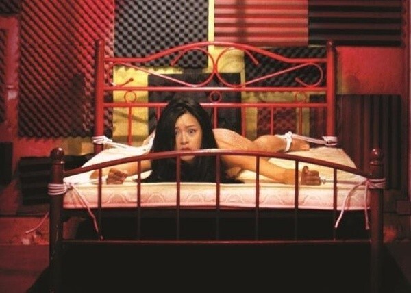 电影《凶手还未睡》大概讲一个什么故事，好看吗？