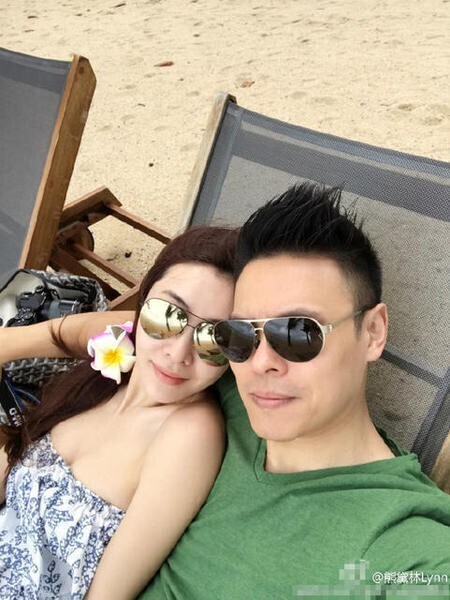 熊黛林与老公度蜜月了？
