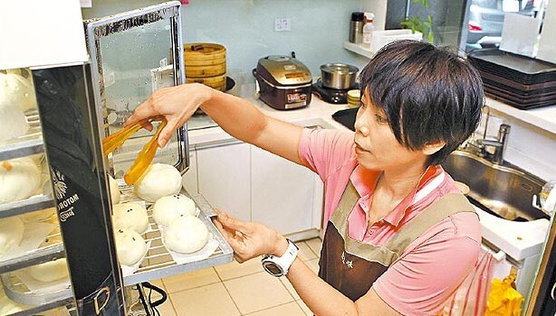 45岁台语歌后曾心梅转行卖素包子馒头? 45岁台语歌后曾心梅转行卖素包子馒头?