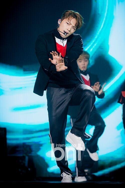 韩国男子组合Seventeen发行什么纪念活动? 韩国男子组合Seventeen发行什么纪念活动?