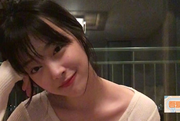 Sulli出演电影《Real》首次挑战床戏 亲自上阵上半身裸露 Sulli出演电影《Real》首次挑战床戏 亲自上阵上半身裸露