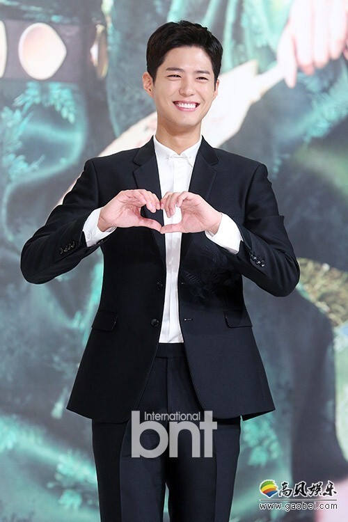 朴宝剑今日参与KBS月火剧《云画的月光》OST录音