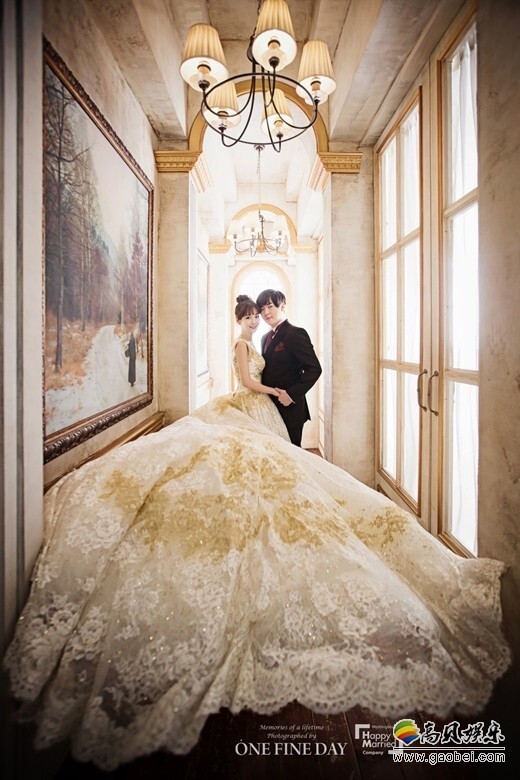 文熙俊和Crayon Pop成员昭燏的婚纱照6日公开 文熙俊和Crayon Pop成员昭燏的婚纱照6日公开