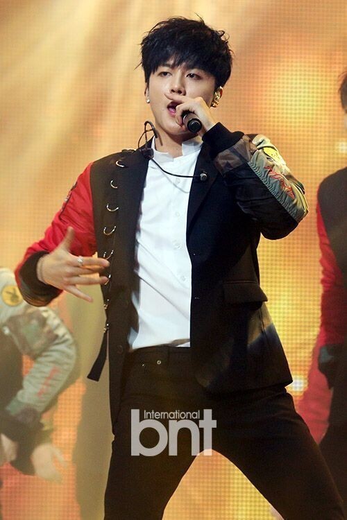 韩国男团SF9举办首张迷你专辑的发行纪念showcase 韩国男团SF9举办首张迷你专辑的发行纪念showcase