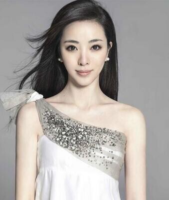 中央电视台节目主持人李思思个人资料? 中央电视台节目主持人李思思个人资料?