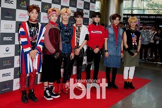 2016 DMC Festival开幕特辑AMN在文化广场举行 2016 DMC Festival开幕特辑AMN在文化广场举行