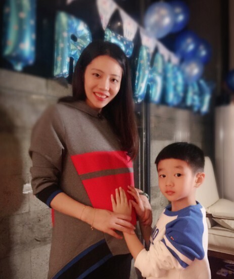 杨阳洋当大哥哥了? 杨阳洋当大哥哥了?