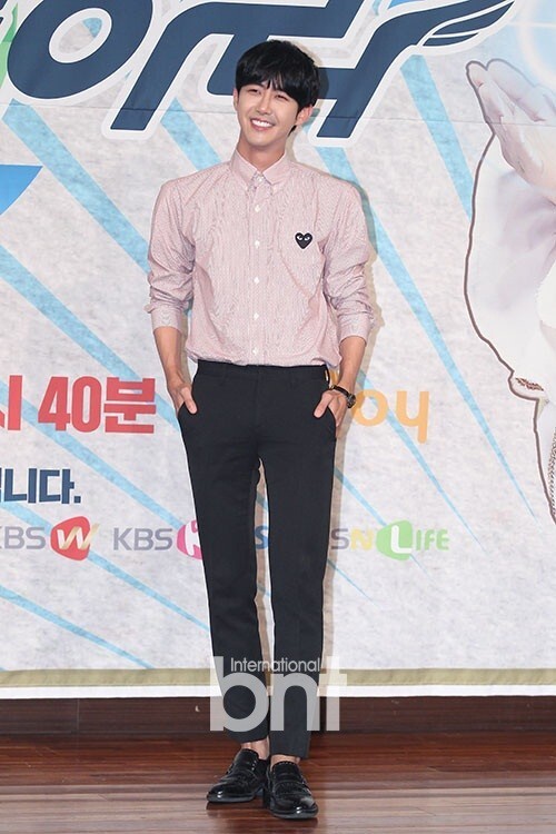 黄光熙在几天前已经与BONBOOENT签订了专属合约 黄光熙在几天前已经与BONBOOENT签订了专属合约