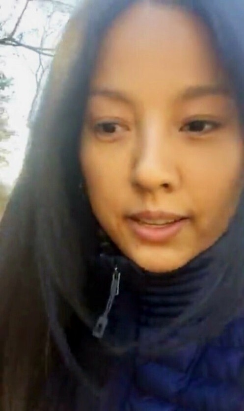 李孝利在网上做直播节目谈及怀孕生子话题 李孝利在网上做直播节目谈及怀孕生子话题