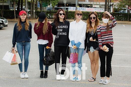 韩国KBS电视台音乐节目《音乐银行》进行彩排 韩国KBS电视台音乐节目《音乐银行》进行彩排