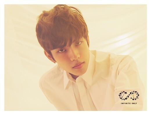 韩国男团INFINITE公开了东雨回归预告照
