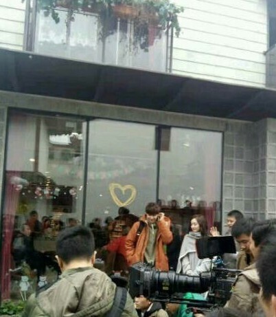 杨幂在《翻译官》第二部《谈判官》与黄子韬共演激情戏了吗? 杨幂在《翻译官》第二部《谈判官》与黄子韬共演激情戏了吗?