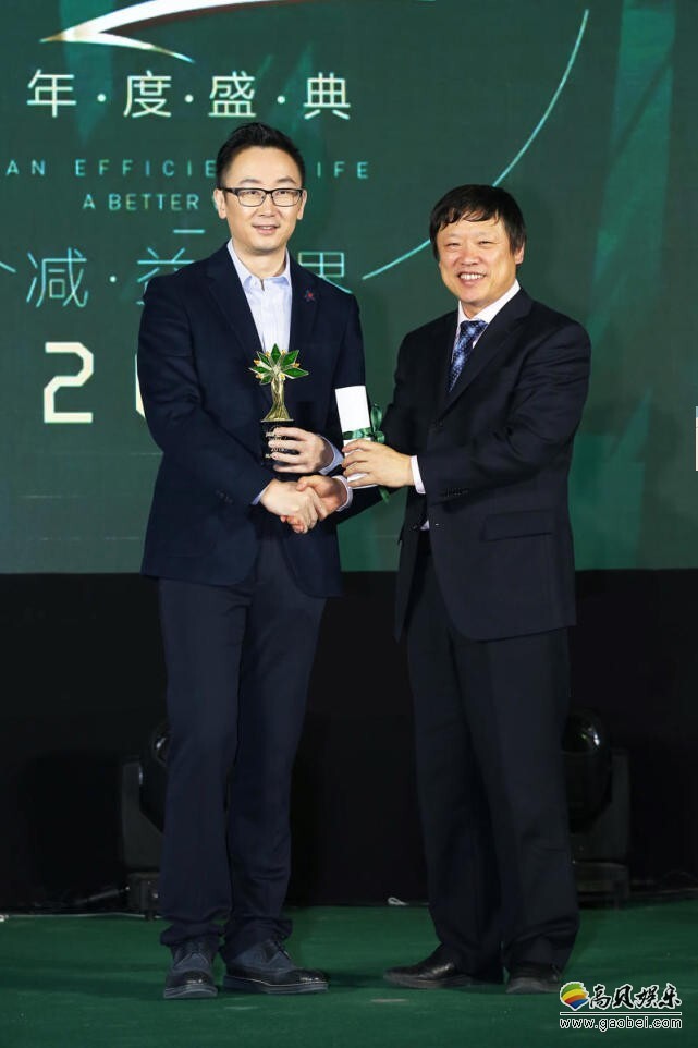 陆川刘洁涵公益盛典被授予什么称号? 陆川刘洁涵公益盛典被授予什么称号?