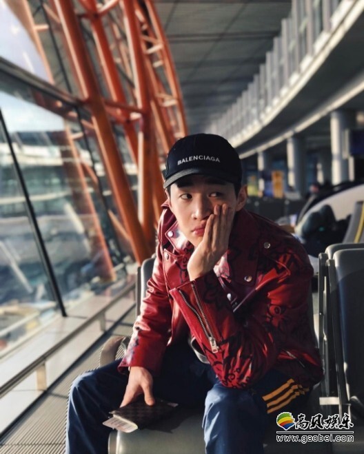 Henry将于11日0时公开新曲《我该怎么办》音源 Henry将于11日0时公开新曲《我该怎么办》音源