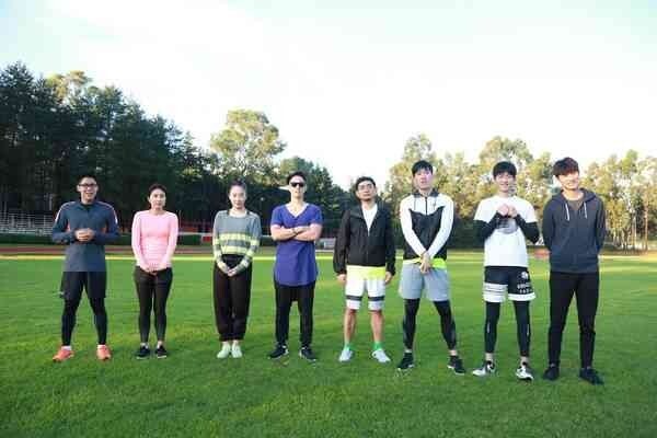 《极速前进》郭晶晶霍启刚菜市场吵起来了？