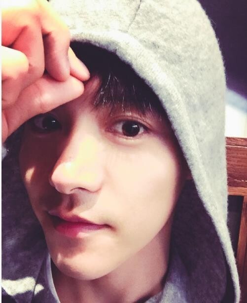 马天宇又放自拍了，为什么总能引起大轰动？