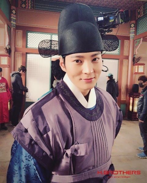 SBS月火新剧《我的野蛮女友》古装版於日前杀青