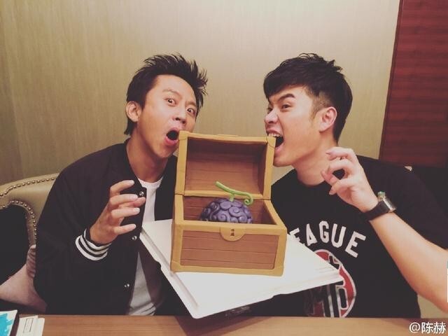 陈赫过生日邓超送什么礼物？