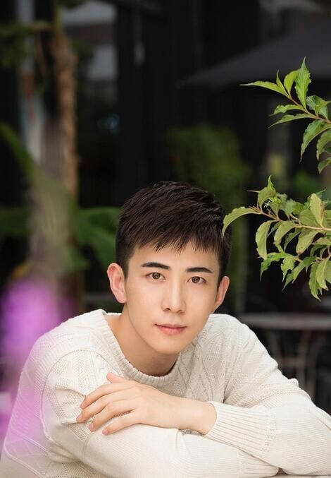 李川随拍的写真曝光了?