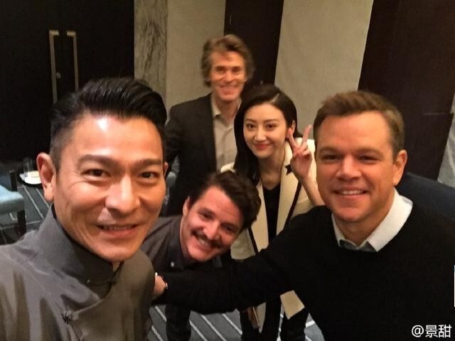 景甜l被传言说“只站中间”? 景甜l被传言说“只站中间”?