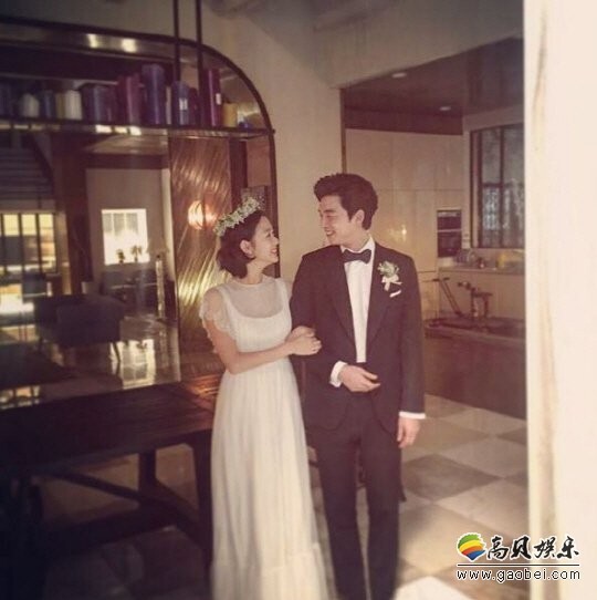 金高恩删除了以往和男友申河均一起旅行的所有照片