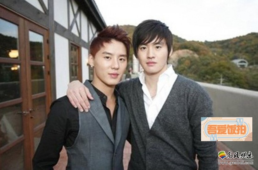 JYJ金俊秀的亲哥金武荣在个人IG发布了两段长文