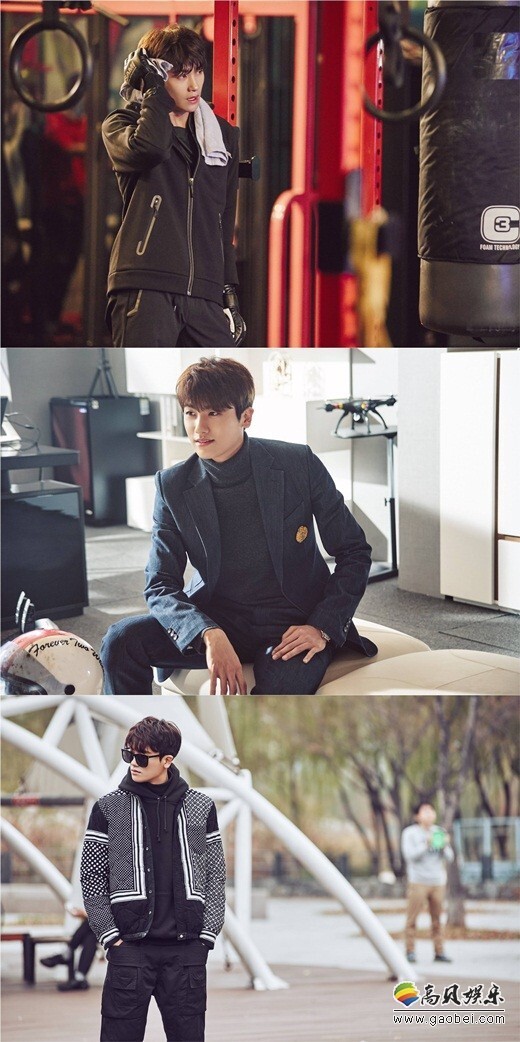 新剧《大力女子都奉顺》公开了演员朴炯植在拍摄现场的剧照