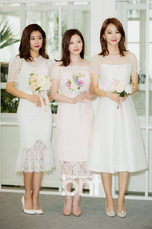 《浪漫的一周4》制作发布会在首尔汝矣岛FKI TOWER举行 《浪漫的一周4》制作发布会在首尔汝矣岛FKI TOWER举行